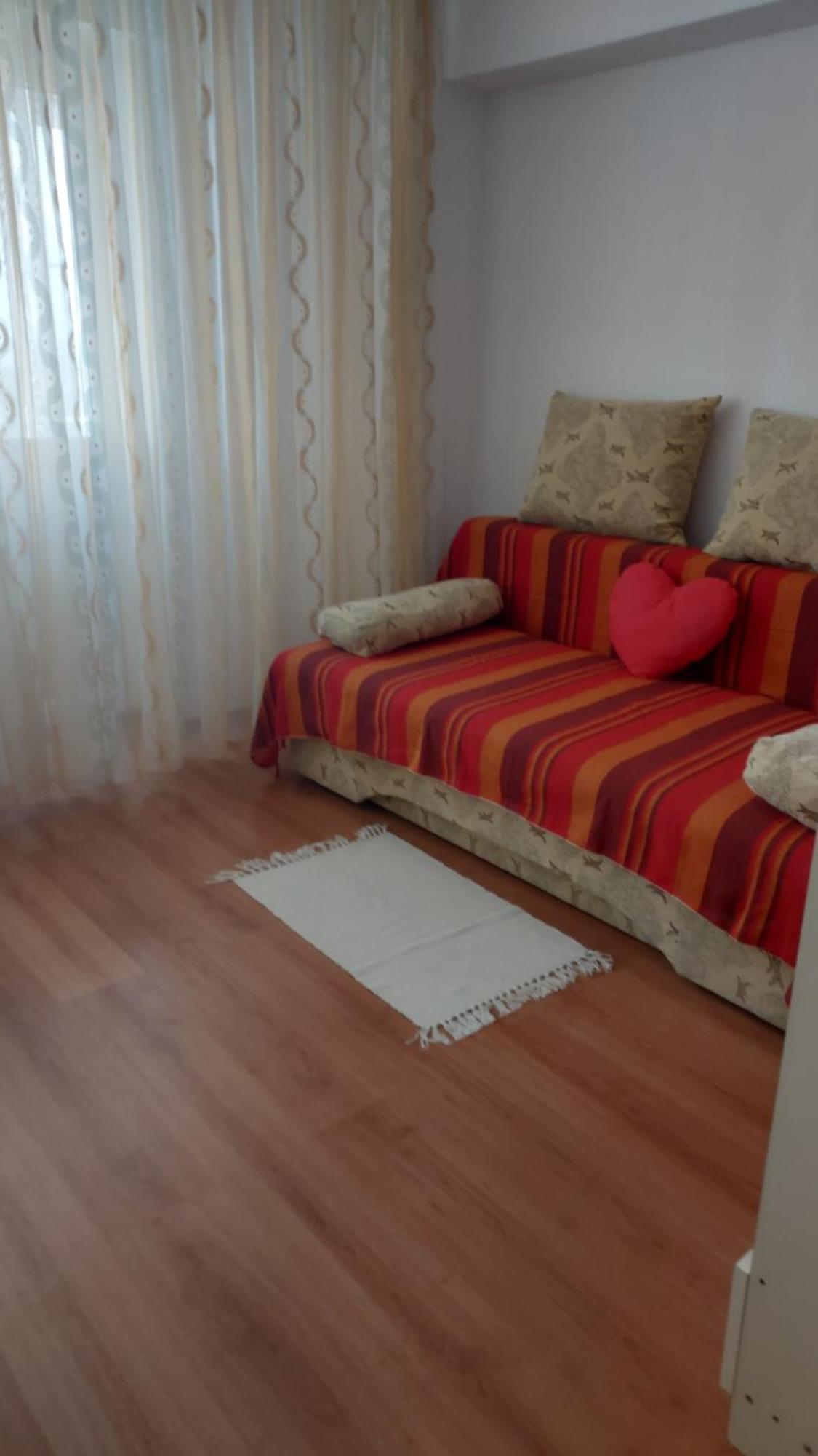 Panorama Mega Apartament Pantelimon Bucureşti Ngoại thất bức ảnh